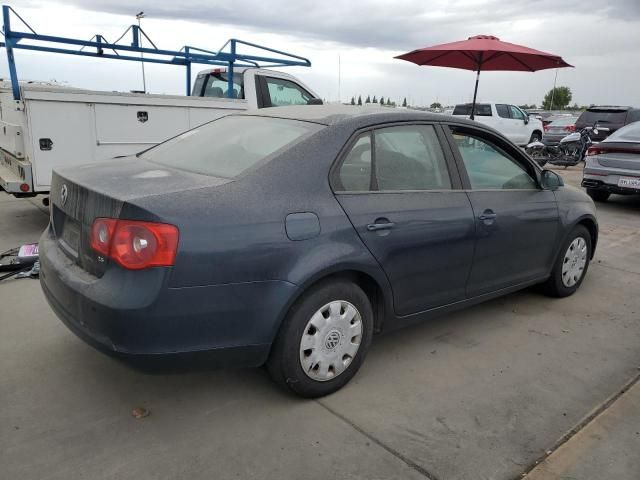 2005 Volkswagen New Jetta Value