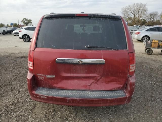 2008 Chrysler Town & Country Touring