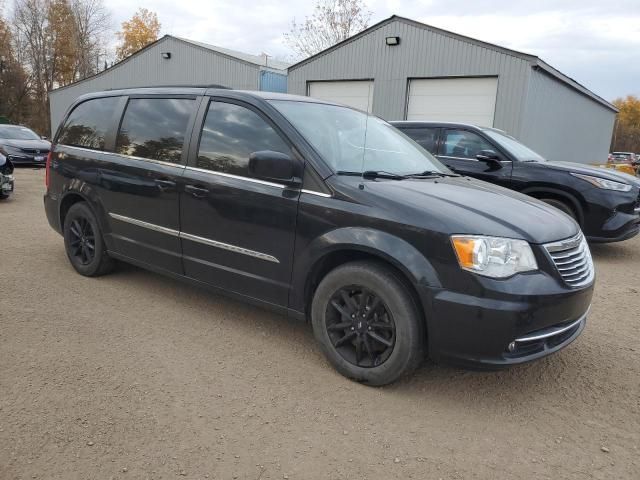 2015 Chrysler Town & Country Touring L