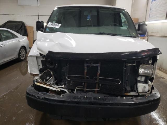 2013 Chevrolet Express G2500