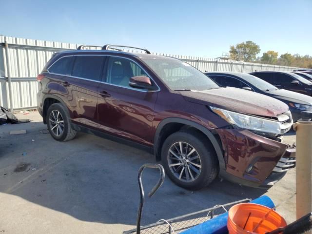 2019 Toyota Highlander SE