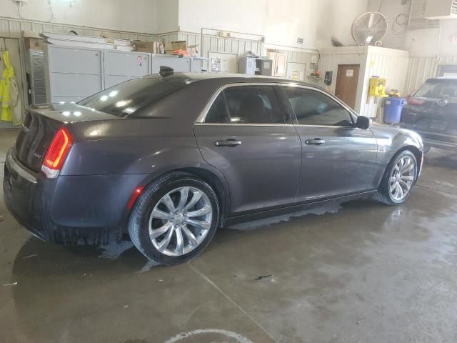 2018 Chrysler 300 Touring