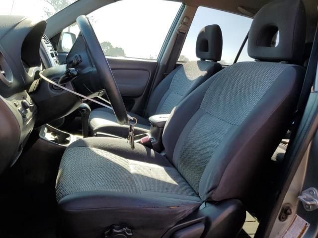 2004 Toyota Rav4