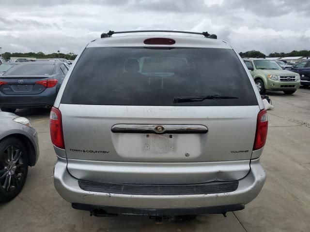 2005 Chrysler Town & Country Touring