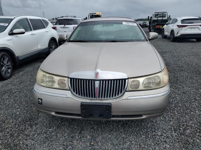 1999 Lincoln Town Car Executive