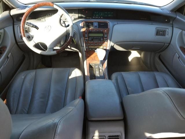 2004 Toyota Avalon XL