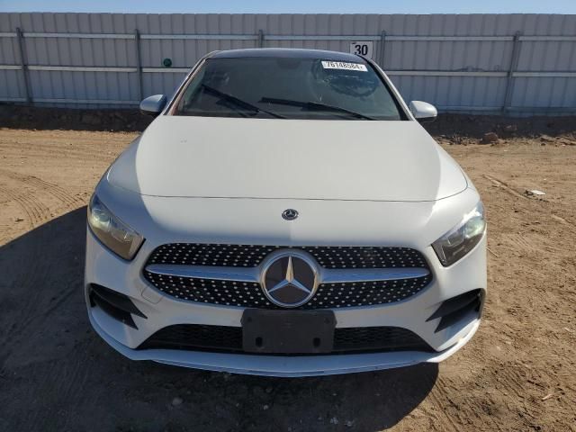 2019 Mercedes-Benz A 220