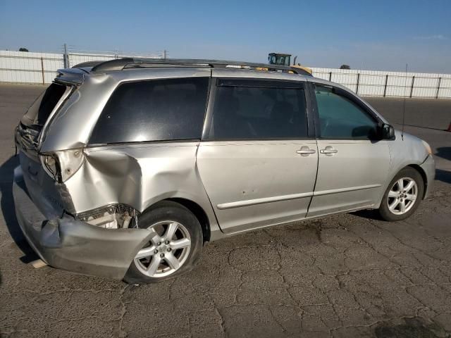 2006 Toyota Sienna CE