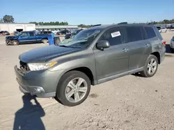 Carros salvage sin ofertas aún a la venta en subasta: 2011 Toyota Highlander Limited