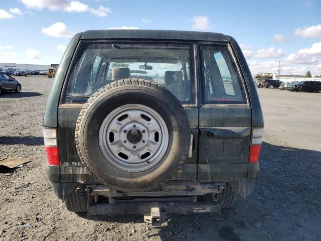 2001 Isuzu Trooper S