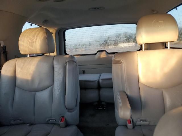 2004 Cadillac Escalade Luxury