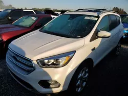 Carros salvage para piezas a la venta en subasta: 2018 Ford Escape Titanium