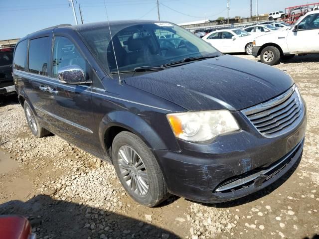 2013 Chrysler Town & Country Touring L