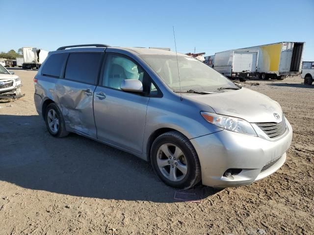 2012 Toyota Sienna LE