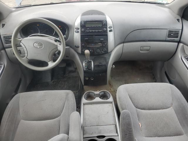 2006 Toyota Sienna CE