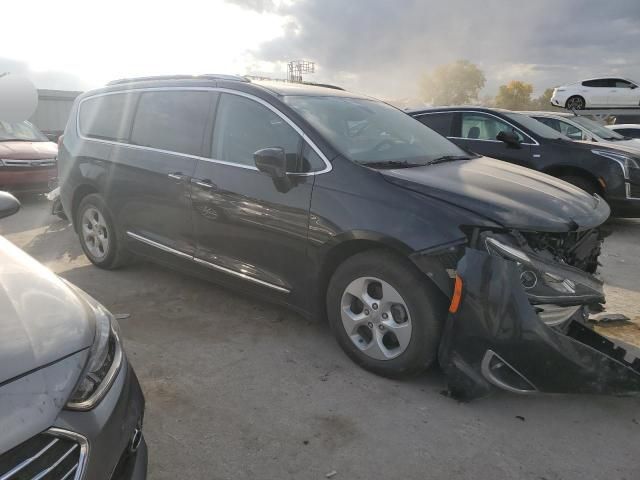 2017 Chrysler Pacifica Touring L Plus