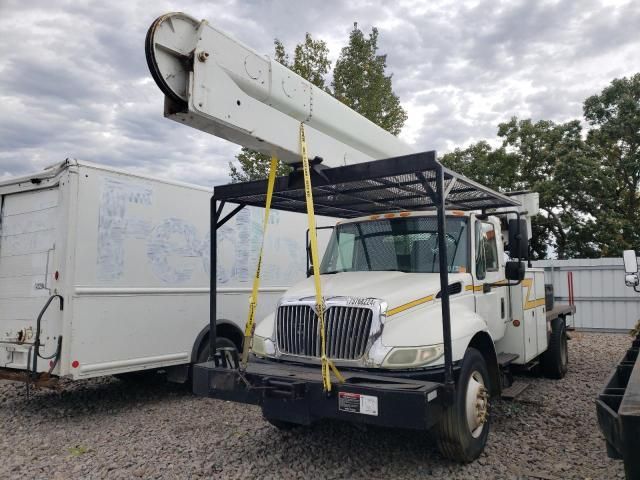 2003 International 4000 4300