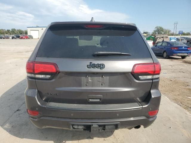 2020 Jeep Grand Cherokee Laredo