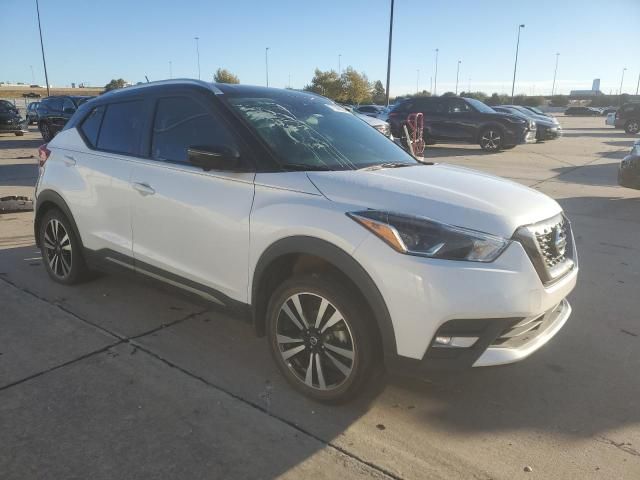 2020 Nissan Kicks SR