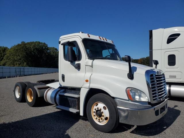 2016 Freightliner Cascadia 125