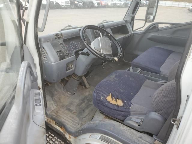 2007 Sterling Mitsubishi Chassis COE 40