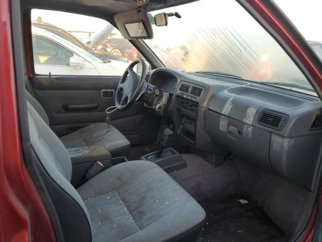 1995 Nissan Truck King Cab XE