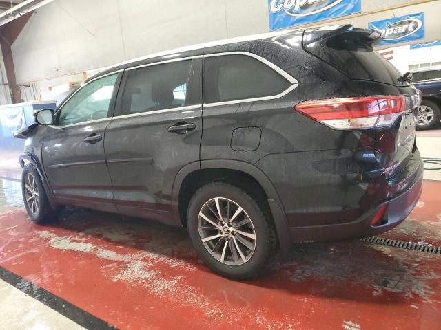 2019 Toyota Highlander SE