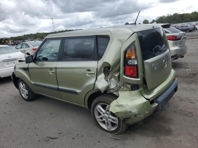 2011 KIA Soul +