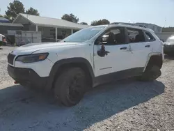 Carros salvage sin ofertas aún a la venta en subasta: 2019 Jeep Cherokee Trailhawk