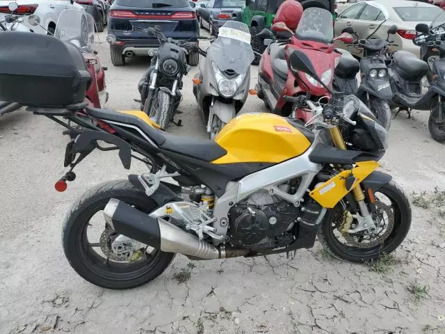 2013 Aprilia Tuono VR4