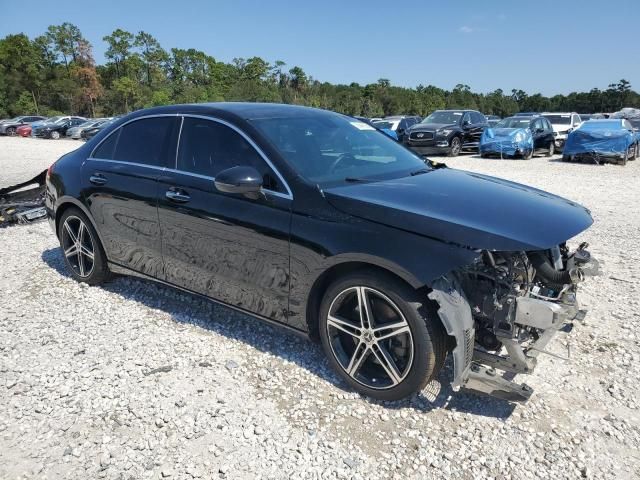 2020 Mercedes-Benz A 220