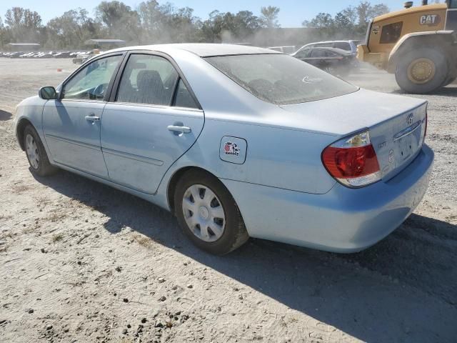 2005 Toyota Camry LE