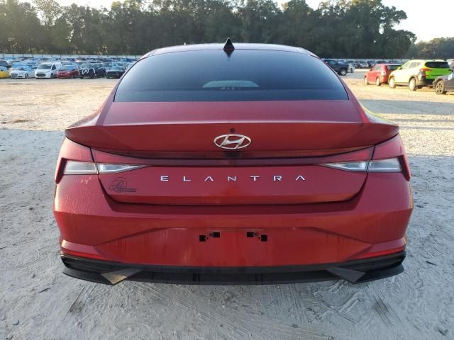 2023 Hyundai Elantra SE