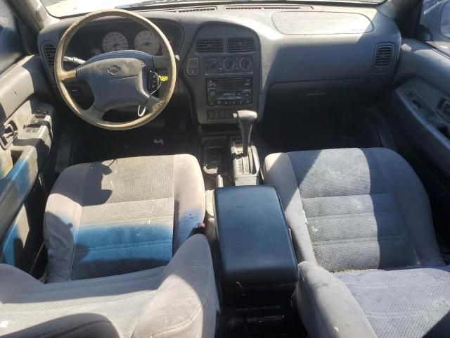 1999 Nissan Pathfinder LE