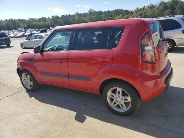 2011 KIA Soul +