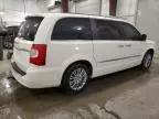 2013 Chrysler Town & Country Touring L