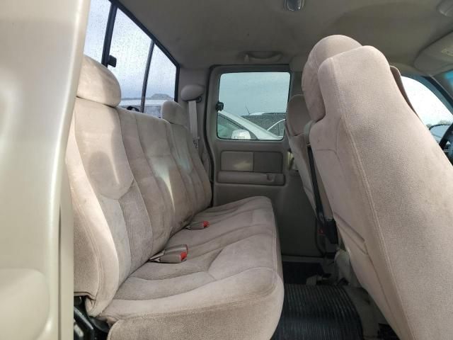 2003 GMC Sierra K2500 Heavy Duty