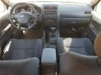 2004 Nissan Frontier Crew Cab XE V6