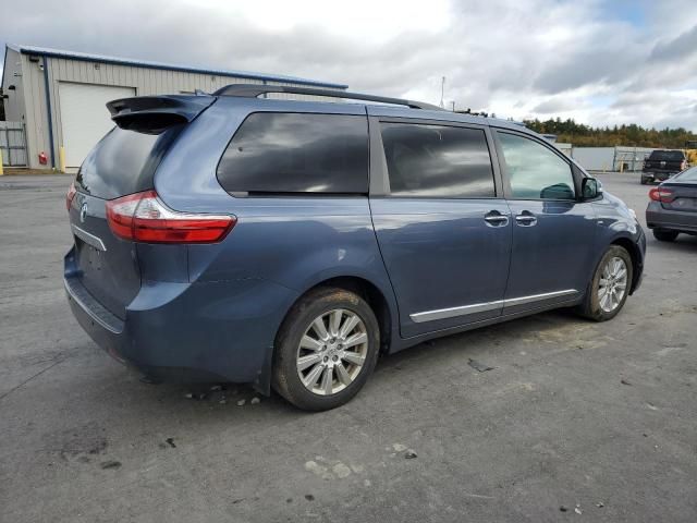 2017 Toyota Sienna XLE