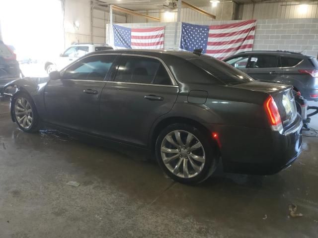 2018 Chrysler 300 Touring