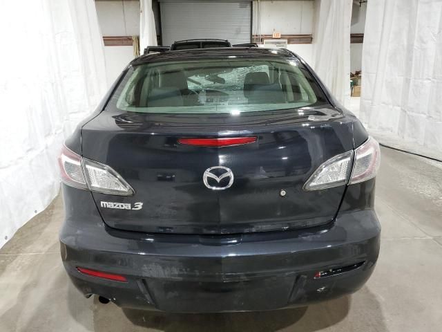 2013 Mazda 3 I