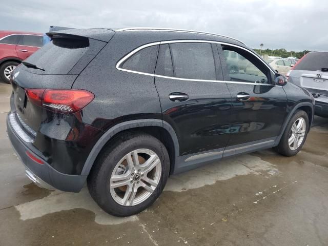 2021 Mercedes-Benz GLA 250