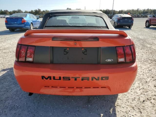 2004 Ford Mustang