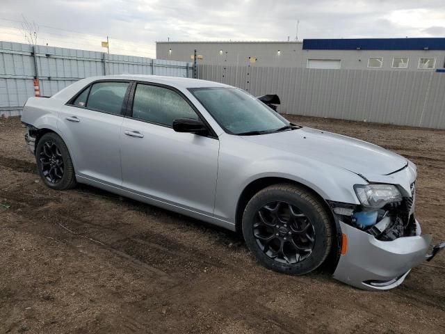 2019 Chrysler 300 Touring