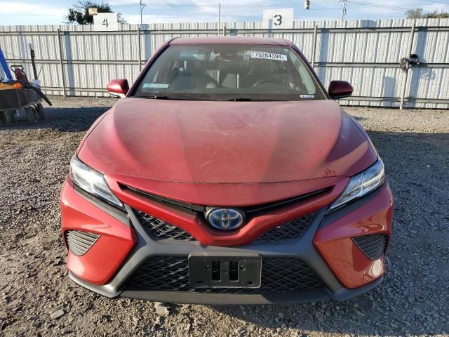 2020 Toyota Camry SE