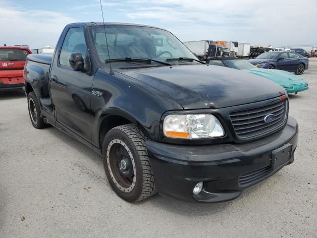 2003 Ford F150 SVT Lightning