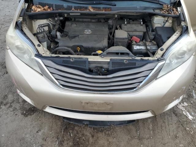 2011 Toyota Sienna XLE