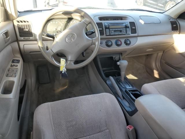 2004 Toyota Camry LE