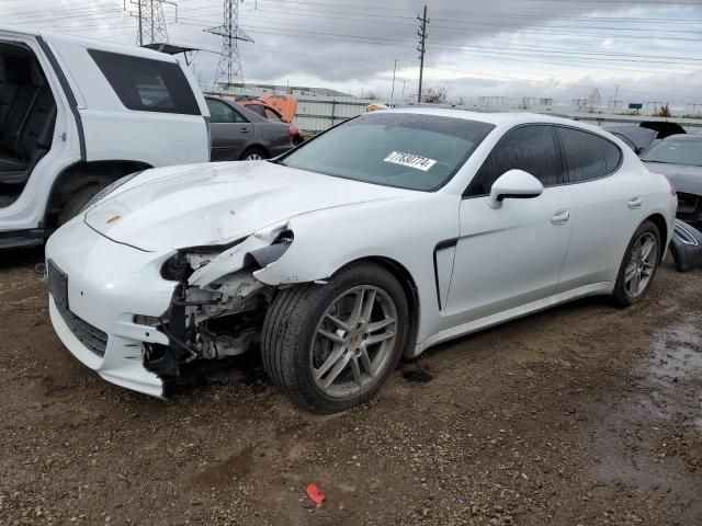 2014 Porsche Panamera 2