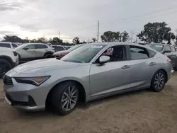 Carros dañados por inundaciones a la venta en subasta: 2024 Acura Integra